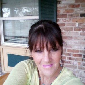 Meet your Posher, Suzanne